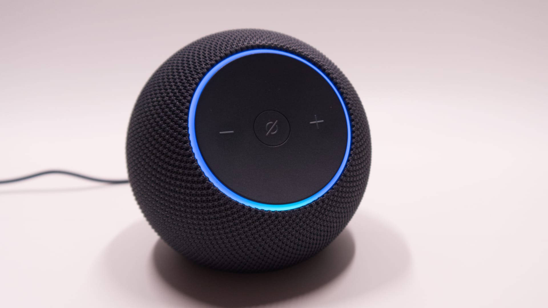 Größer, Wuchtiger, Besser? Review: Amazon Echo Dot Max Post image