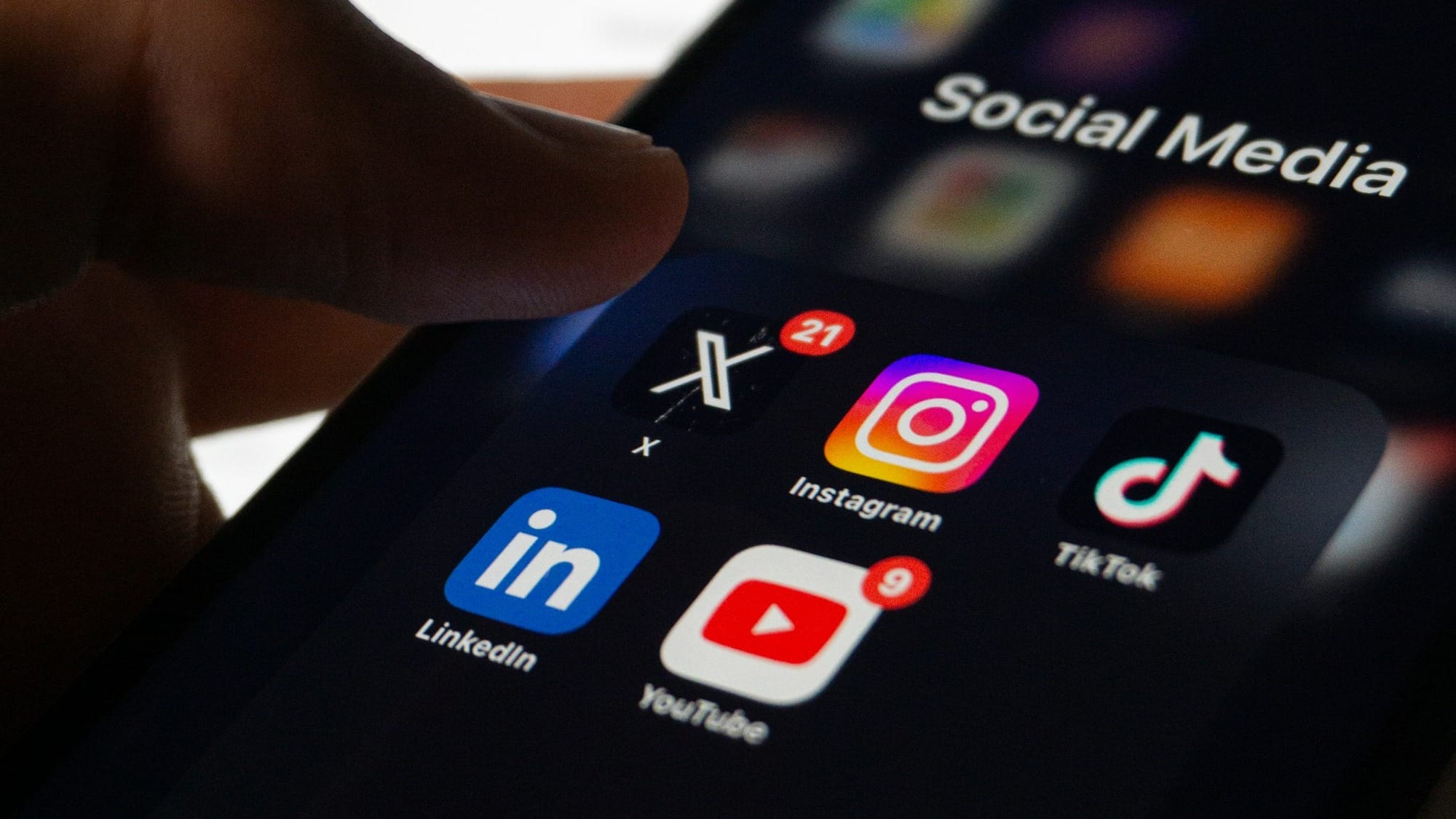 Großbritannien verbietet Social Media für unter 16-Jährige Post feature image